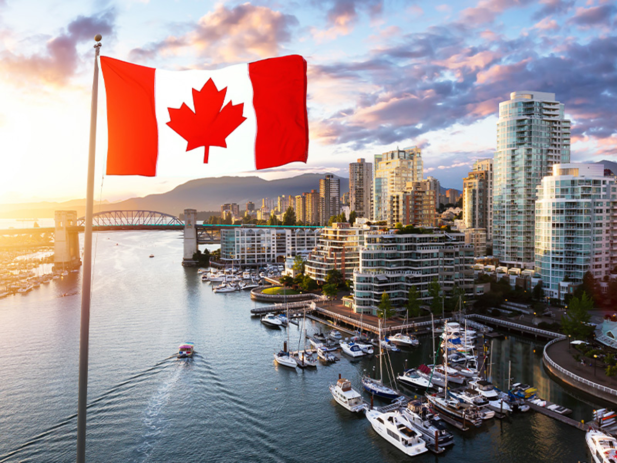 مهاجرت به کانادا با ویزای کاری